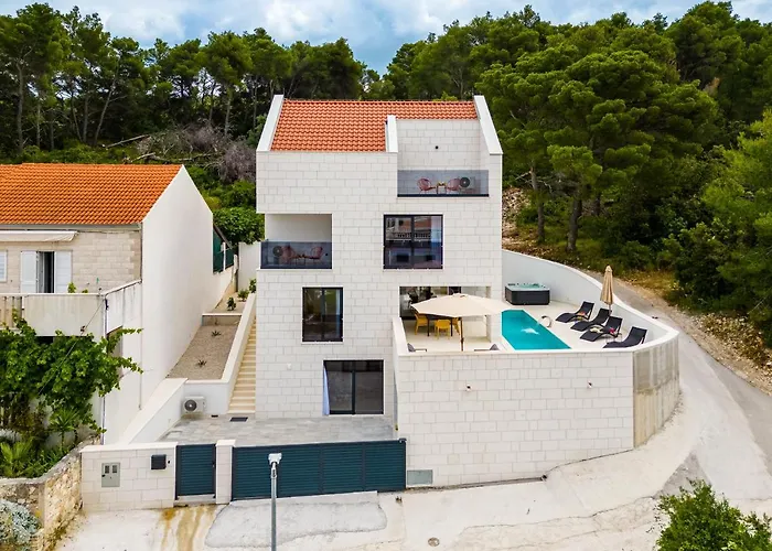 Dono Villa *